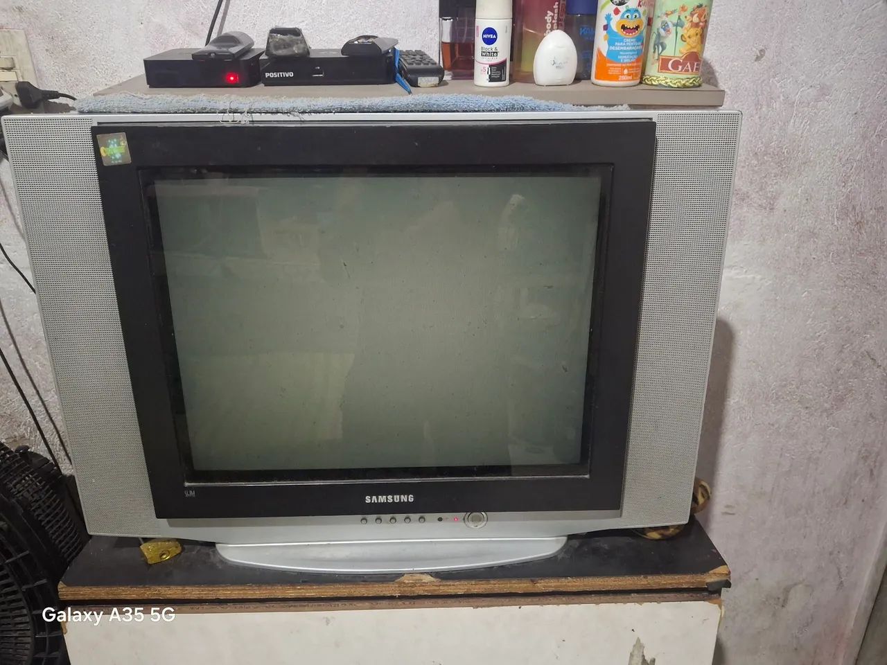 Vendo um tv 20 polegadas Samsung  - Foto 3