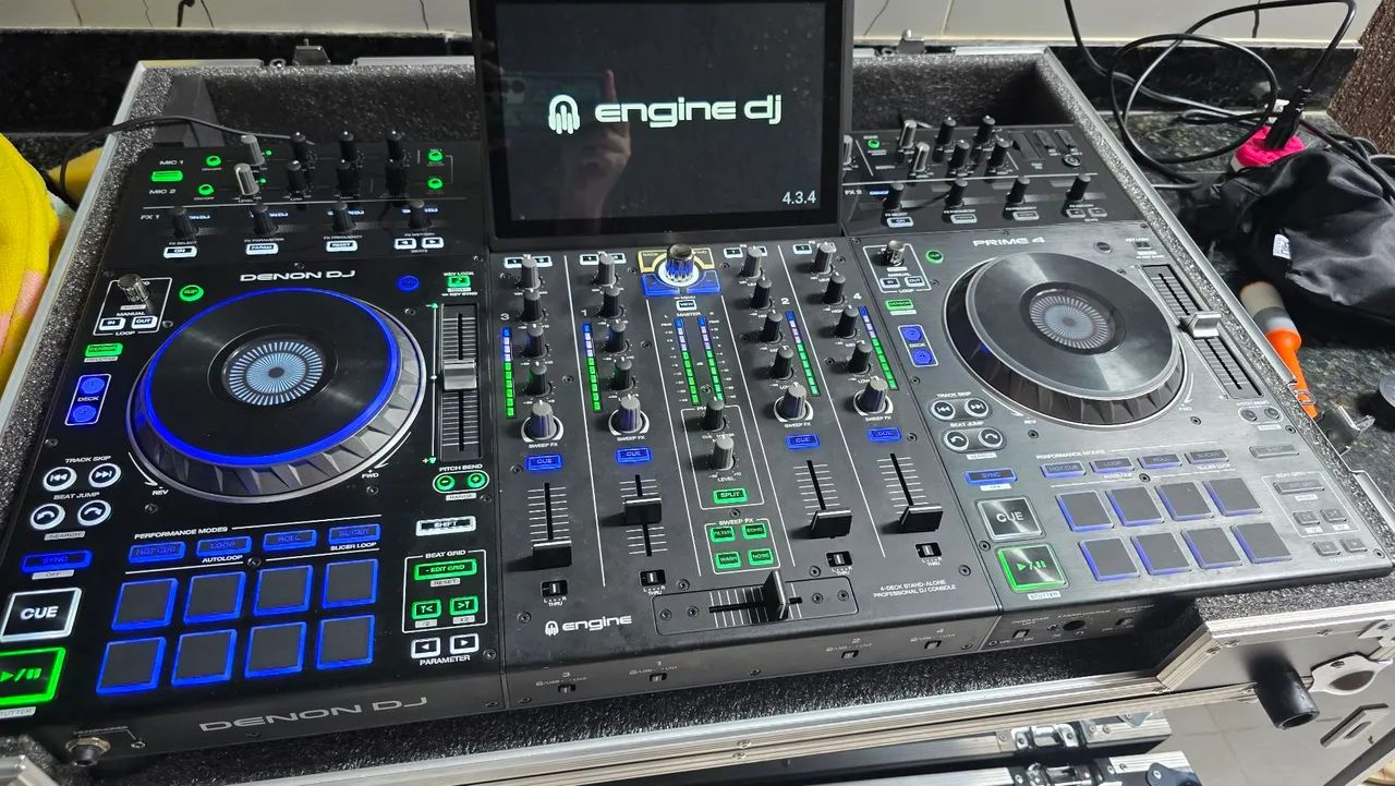 Controladora DJ Denon Prime 4 + Case - Standalone Profissional 4 Canais - Foto 2