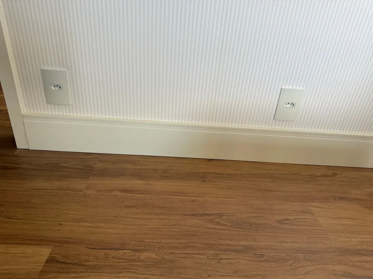 3 Caixas fechadas desse rodapé de 15 cm  - Foto 4