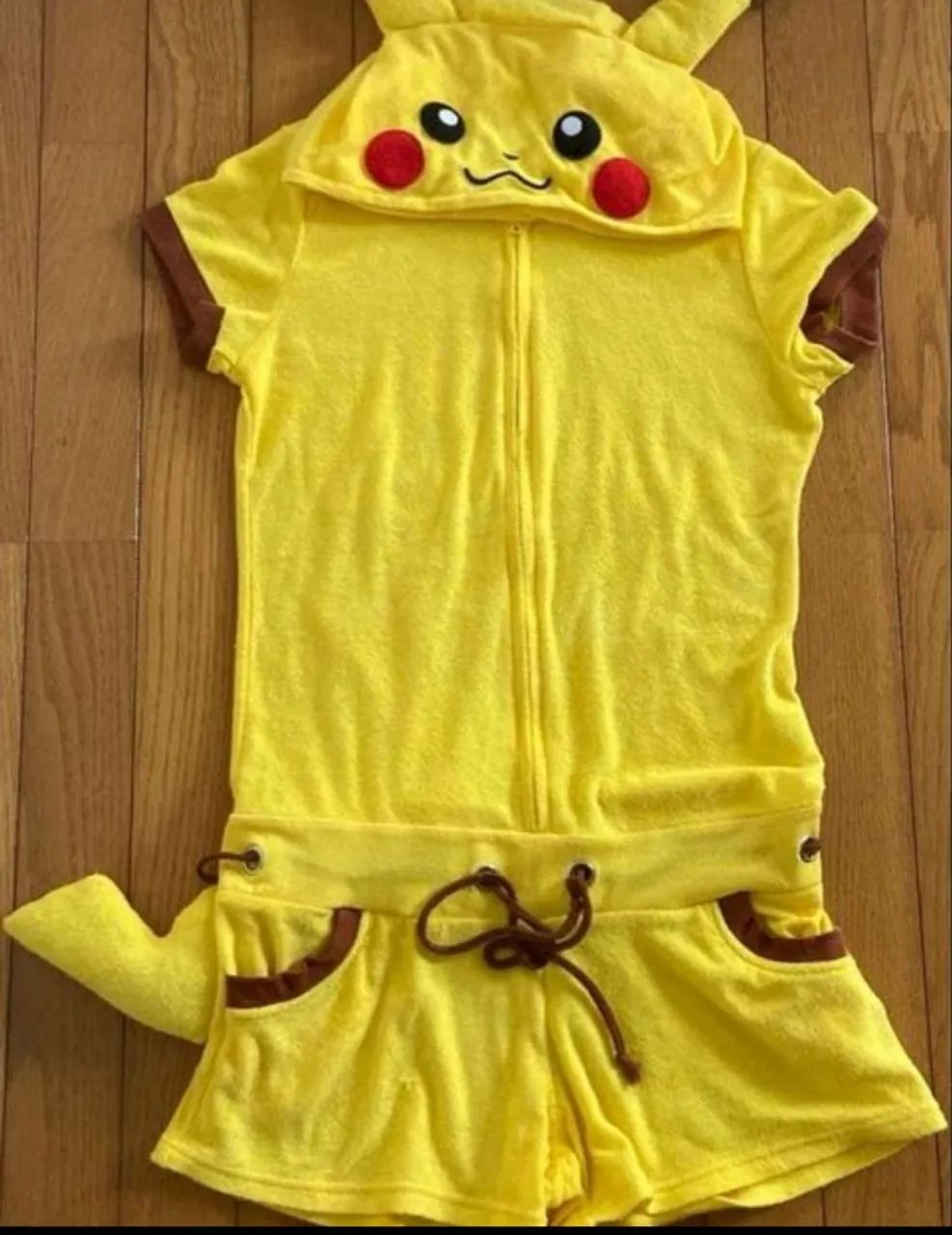 MACACÃO PIKACHU IMPORTADO JAPÃO