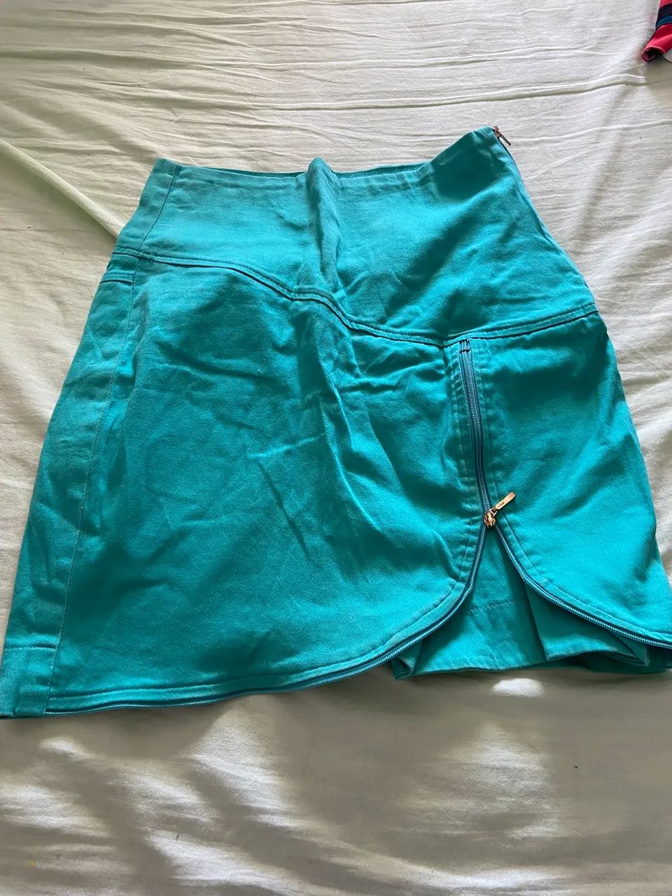 Vendo saia número 38, só 20,00