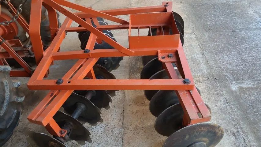 Grade Niveladora Lavrale (20 discos) - Foto 2
