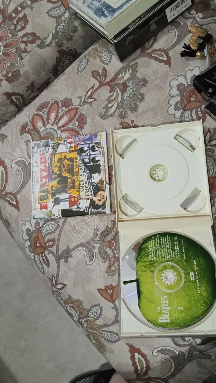 CD Duplo The Beatles - Anthology 1 E 2 (Importados Holanda) - Raridade - Foto 5