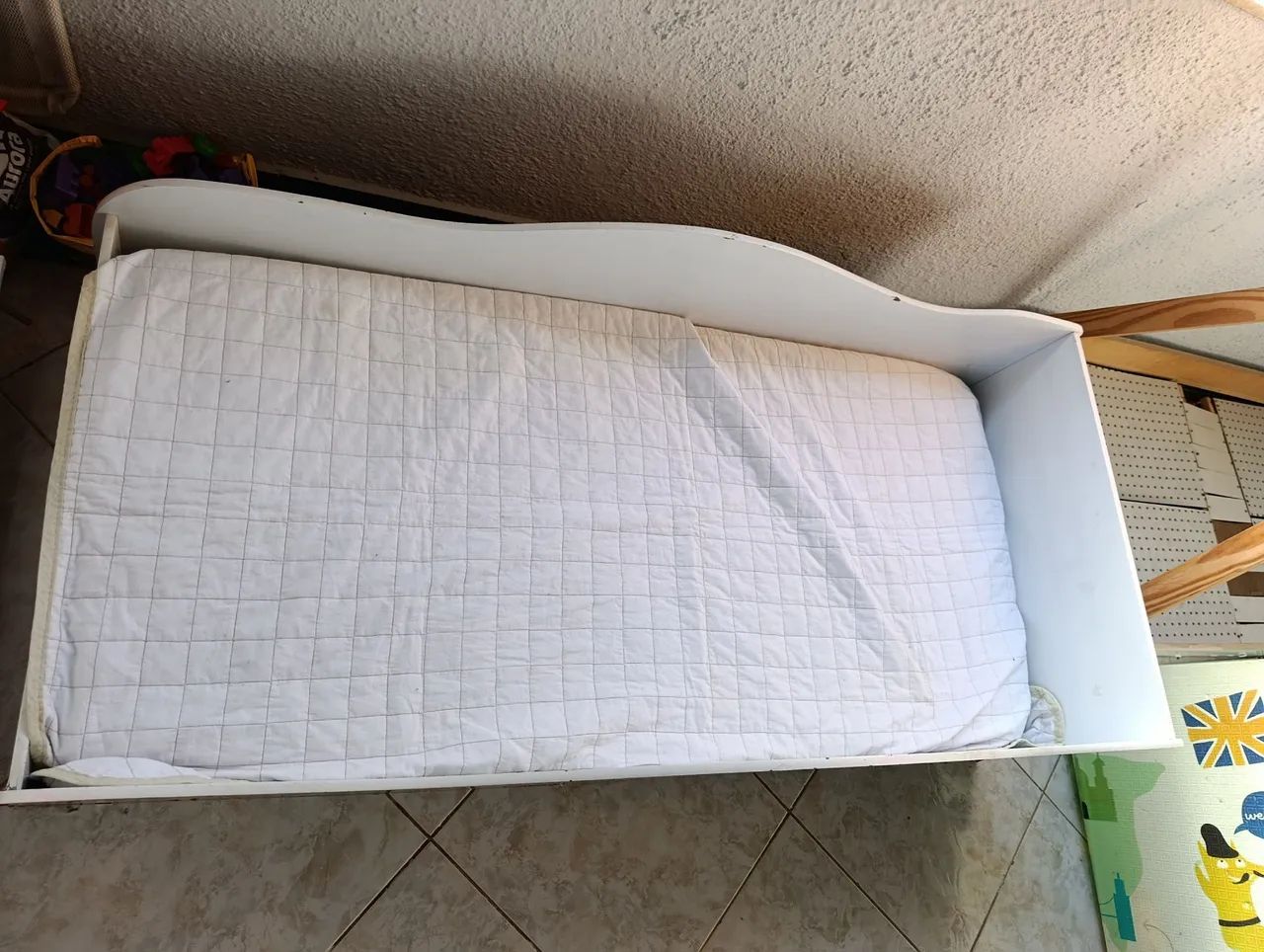 CAMA INFANTIL CARRO C/ COLCHÃO  - Foto 2