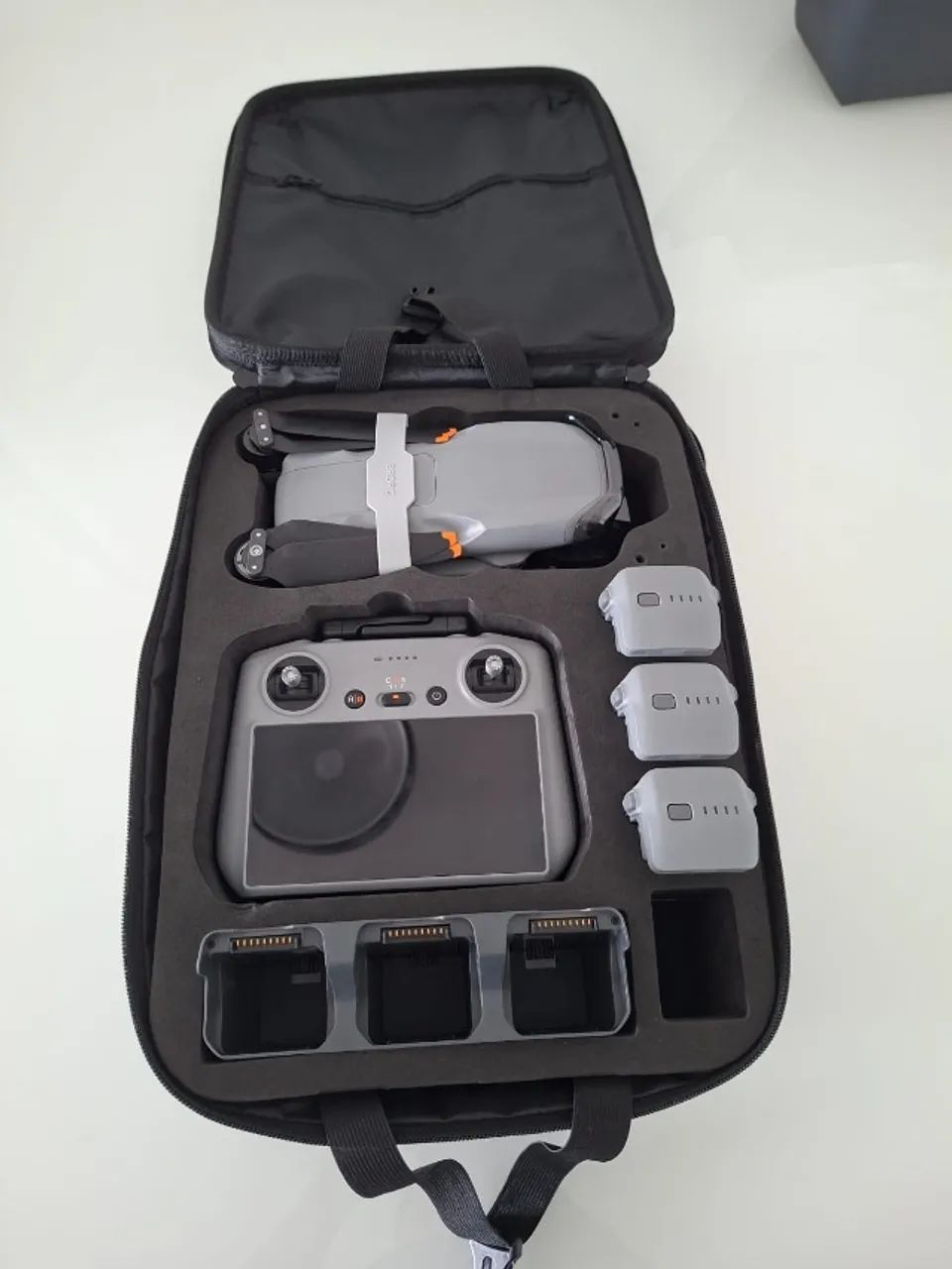 DJI AIR3S - Foto 4