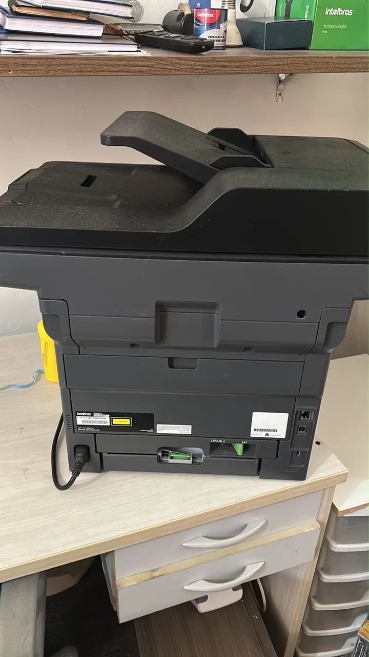 Impressora profissional e notebook - Foto 2