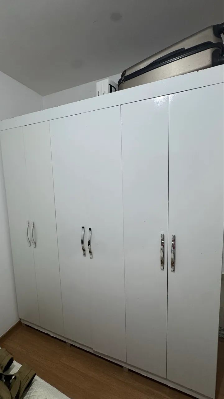GUARDA ROUPA 6 PORTAS