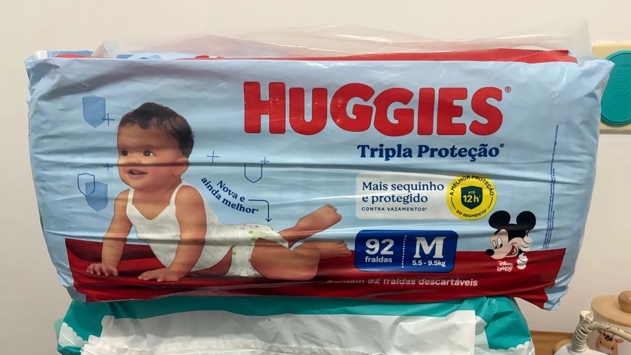 Fralda Huggies M 
