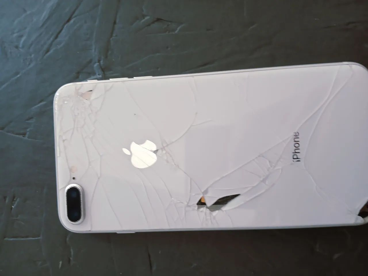 IPHONE 8 PLUS (RETIRADA DE PEÇAS)