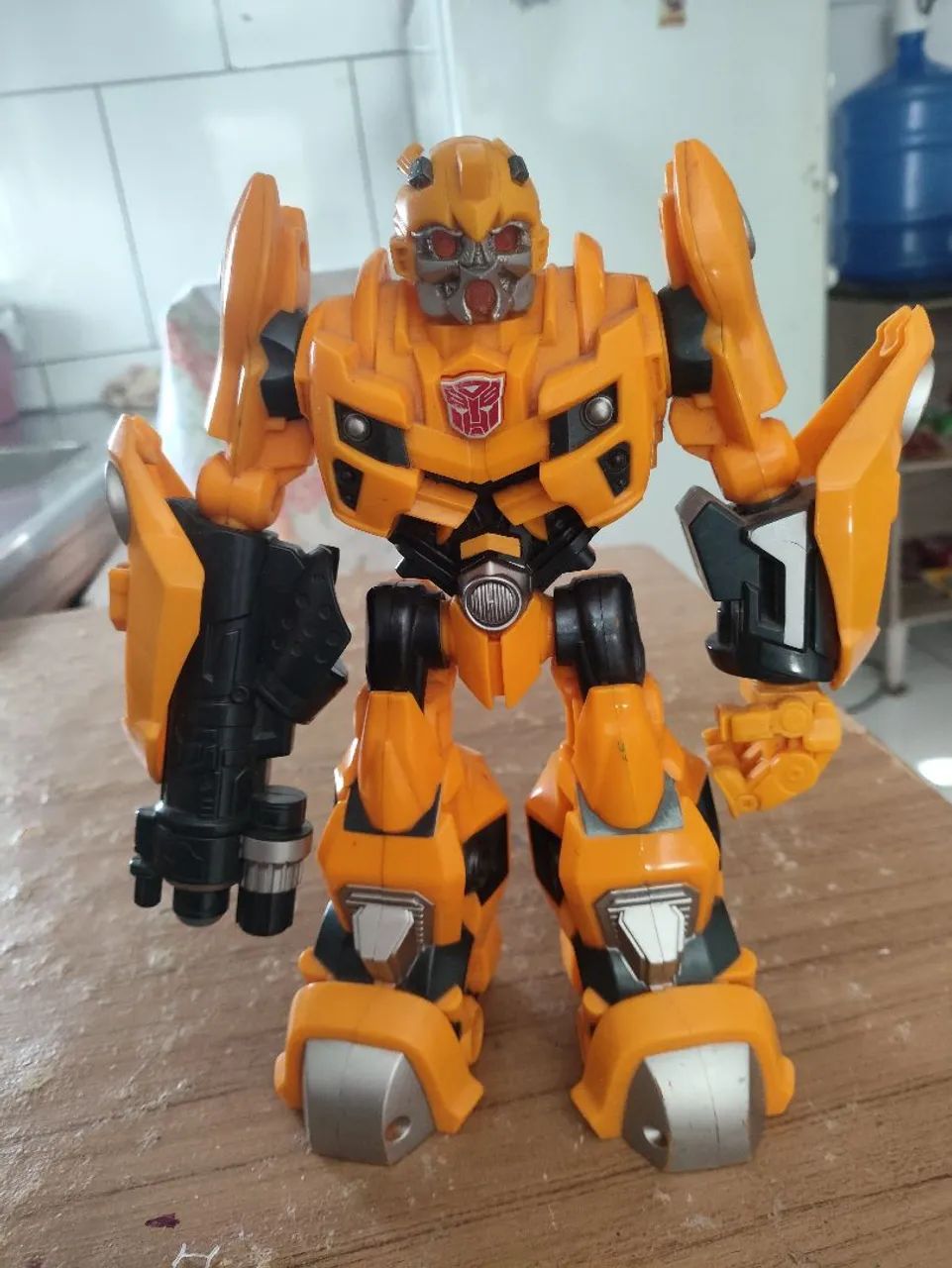 Robô Bumblebee zerado 