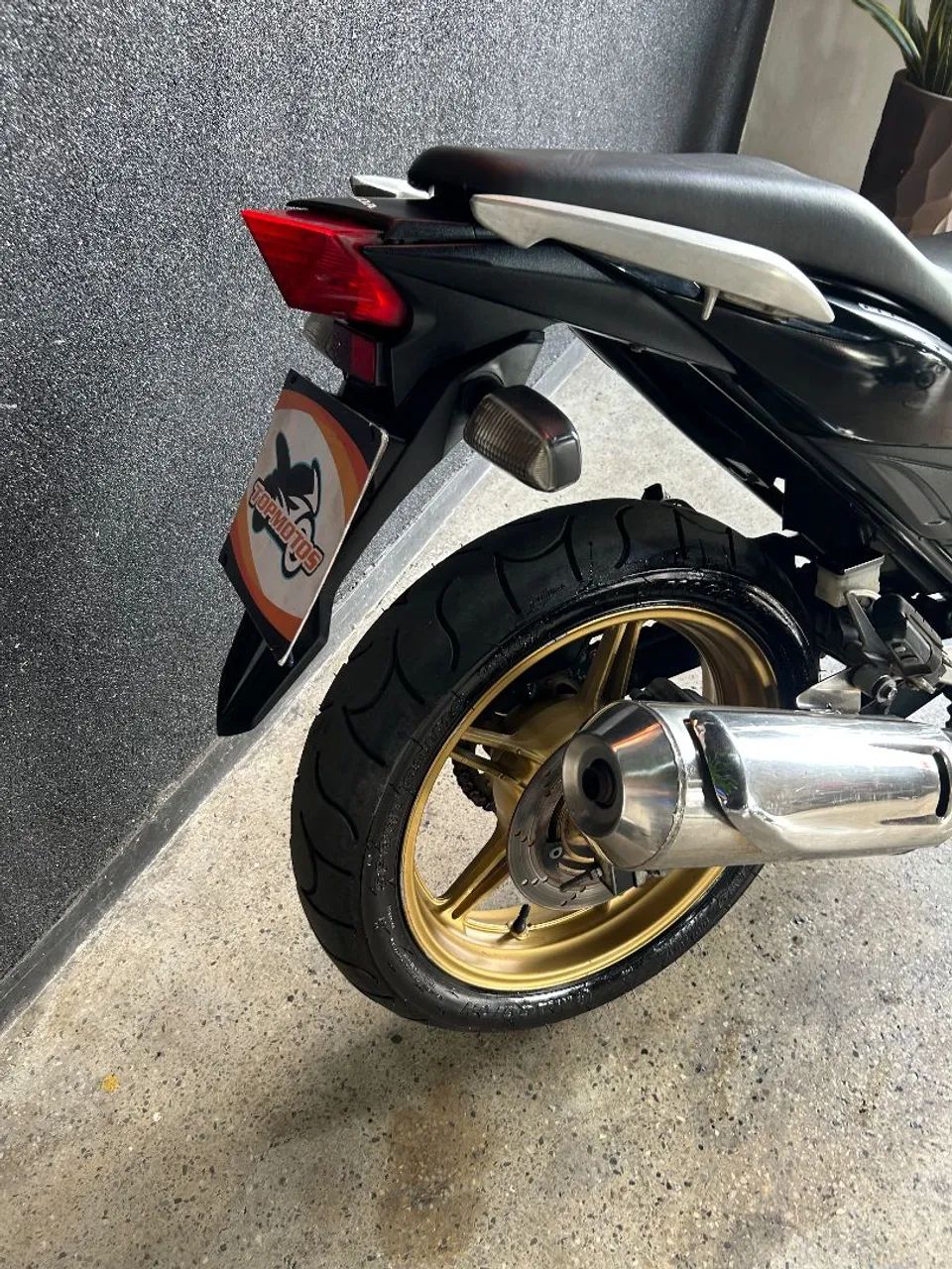 CB 300R  - Foto 5