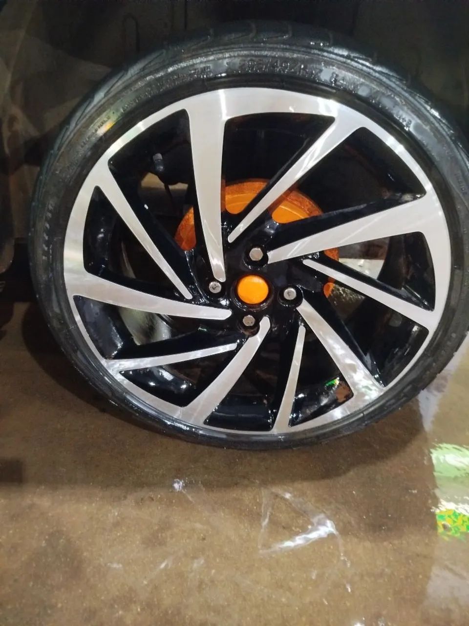 Rodas 17 com pneus bom - Foto 2