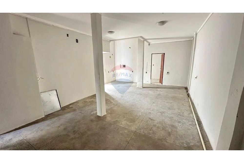 Vendo Prédio Comercial, composto por escritório com 2 pavimentos - Foto 4