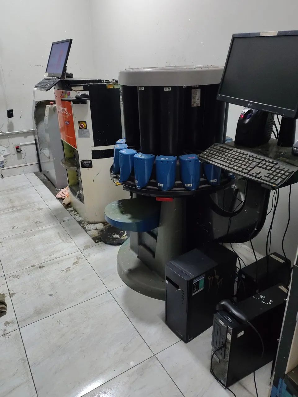 Máquina Tintometrica Corob F1 Suvinil e Coral