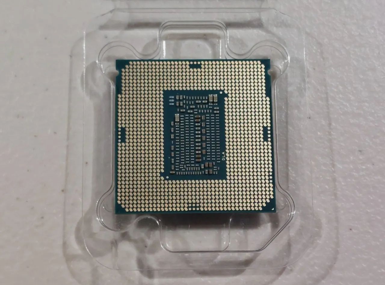 Vendo processador Intel I5 9600k 3.7ghz