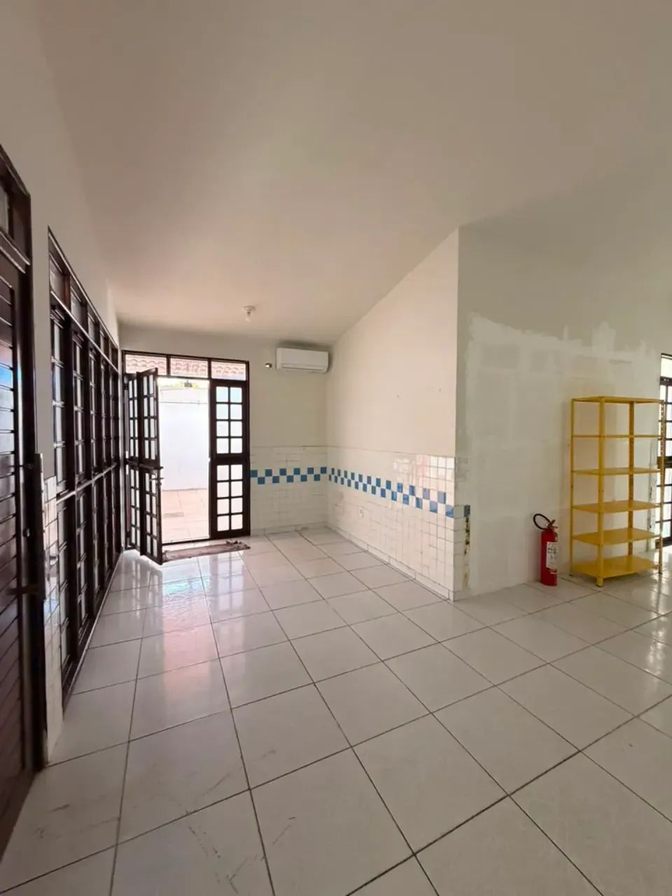 Alugo ou vendo Sala comercial de 12 salas com 600 m² no Feitosa - Foto 4