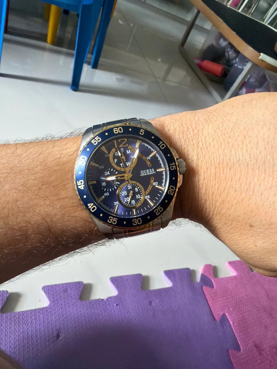 Relogio GUESS Steel Jet W0797G1 - Foto 4