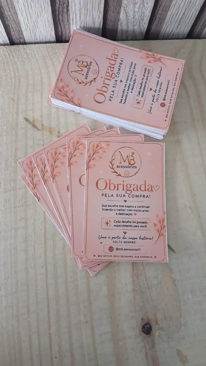 Tag e cartão de agradecimento