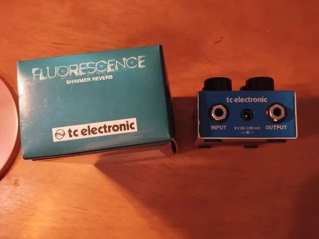 Pedal TC Electronic Fluorescence Shimmer Reverb - Instrumentos