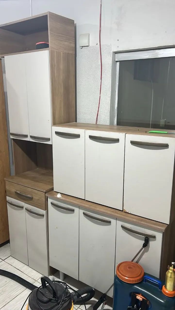 Vendo Armário 