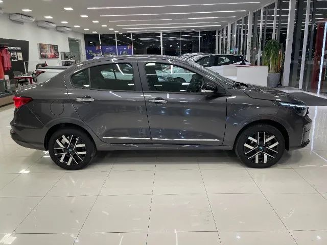 Fiat Cronos Precision 1.3 16V Flex Aut. 2026 - Foto 4