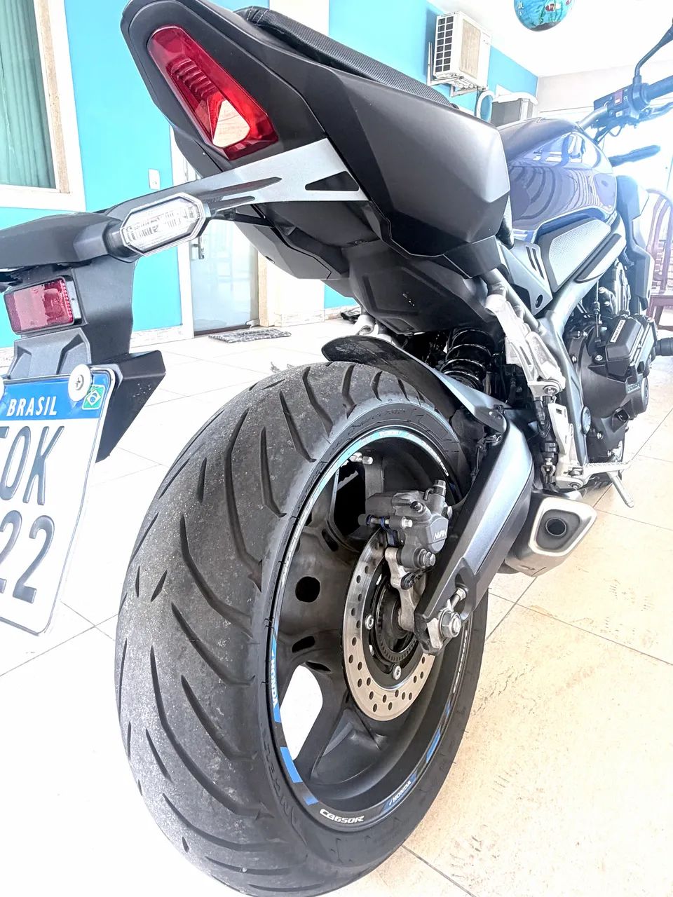 CB650R E-CLUTCH - Foto 2