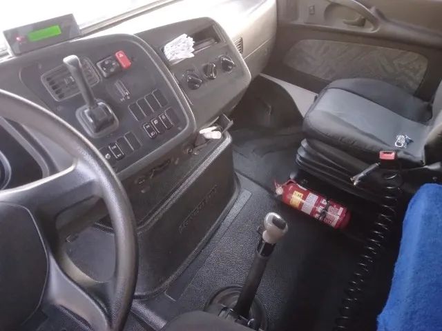 MB ATRON 1635  - Foto 2