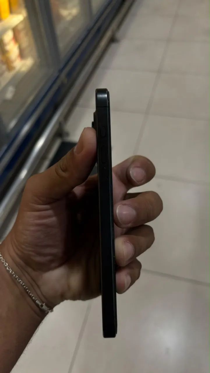 IPHONE 15 PRÓ MAX  - Foto 4