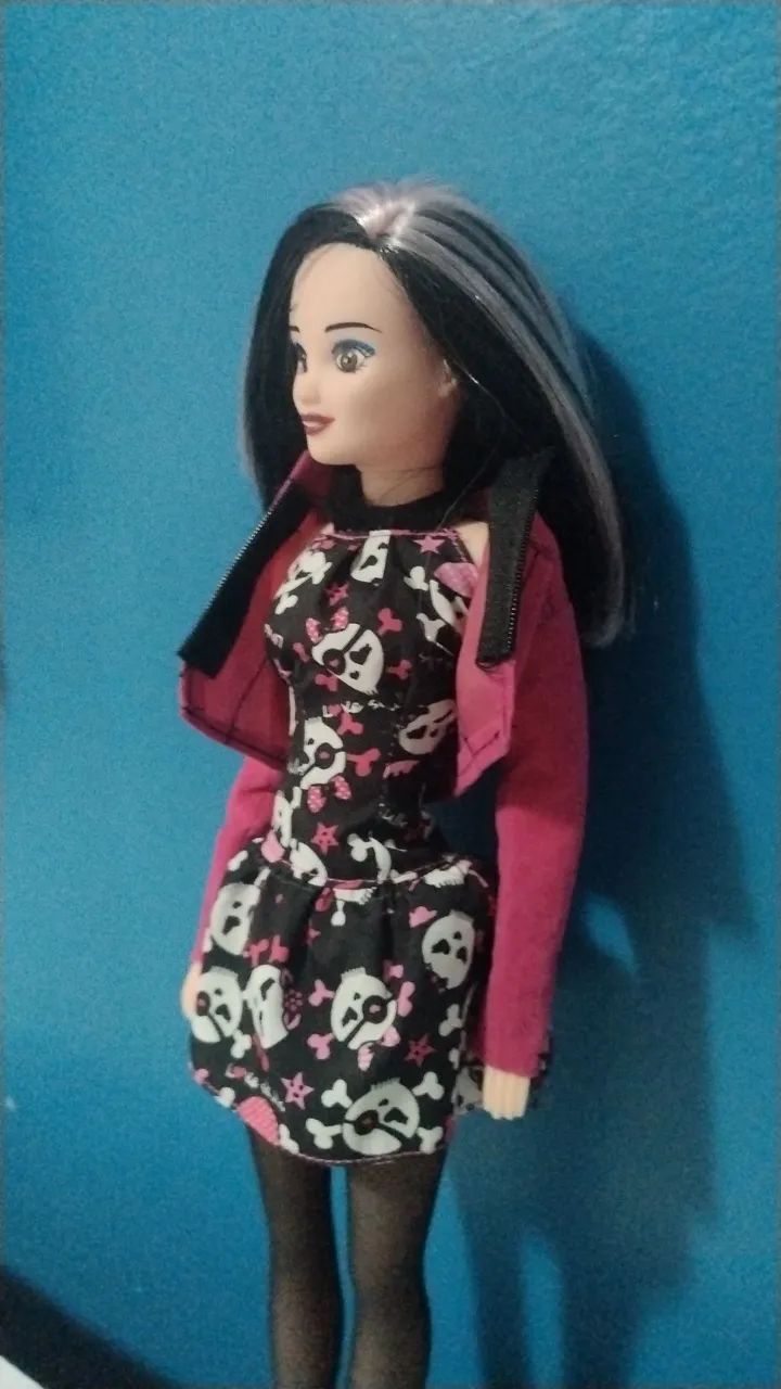 Boneca Vampira / Gótica  - Foto 2