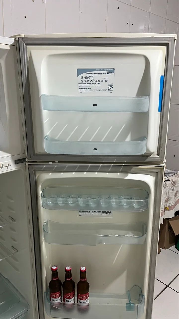 GELADEIRA ELECTROLUX D45