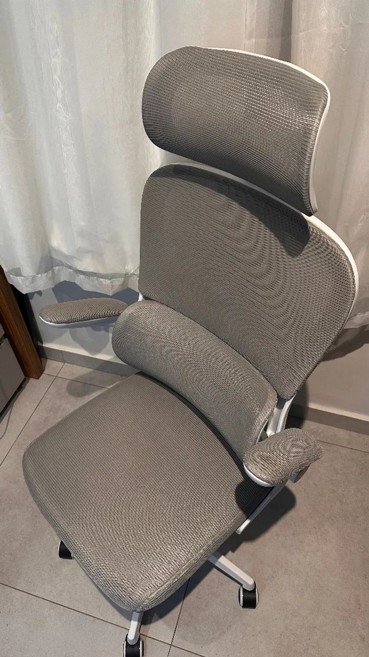 Cadeira de escritório ergonômica.  - Foto 4