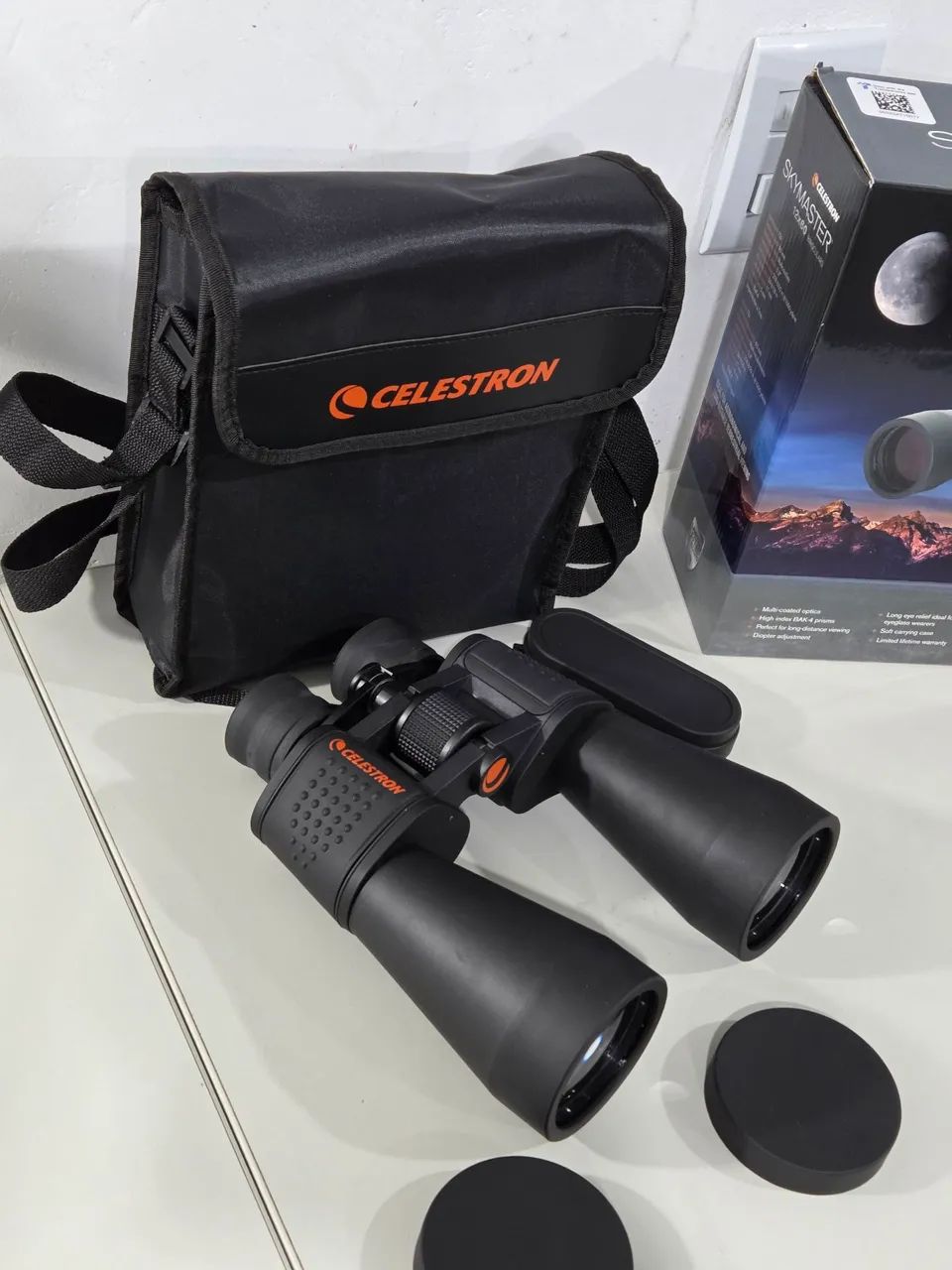 Binóculo Celestron SkyMaster 12 x 60 - Foto 3