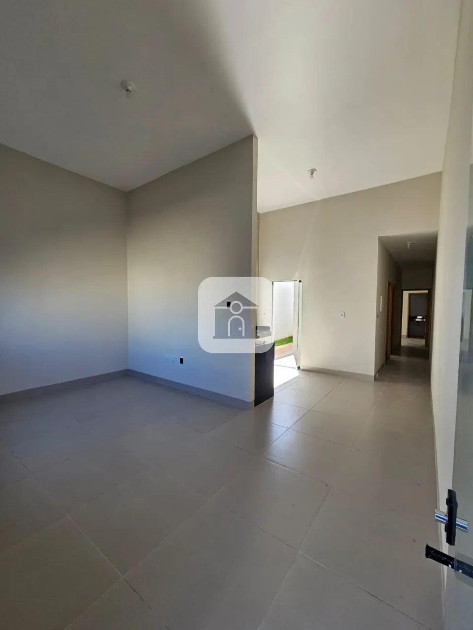 Casa para venda no bairro Shopping Park - Foto 2