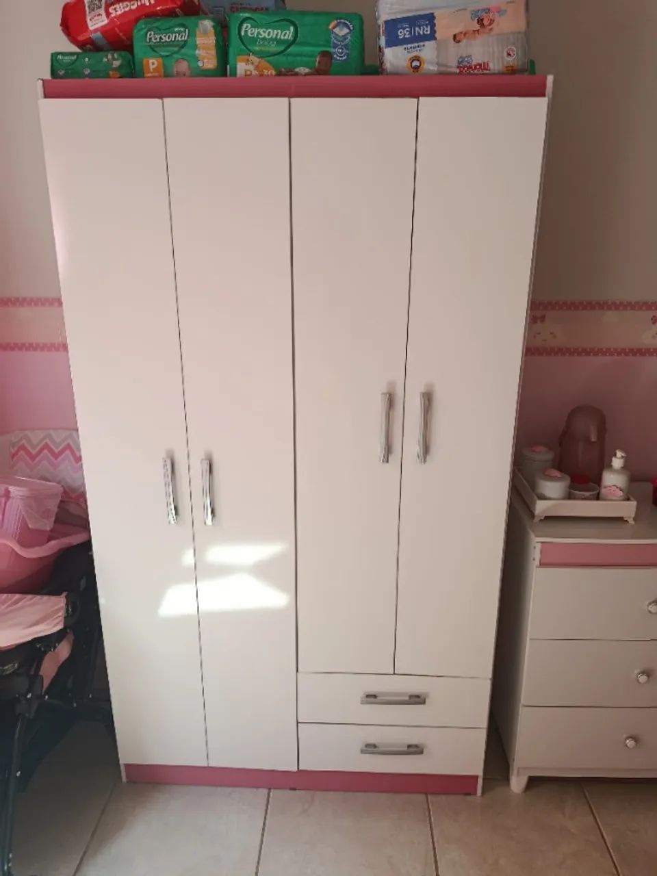 Conjunto berço, guarda roupa e colchão  - Foto 5