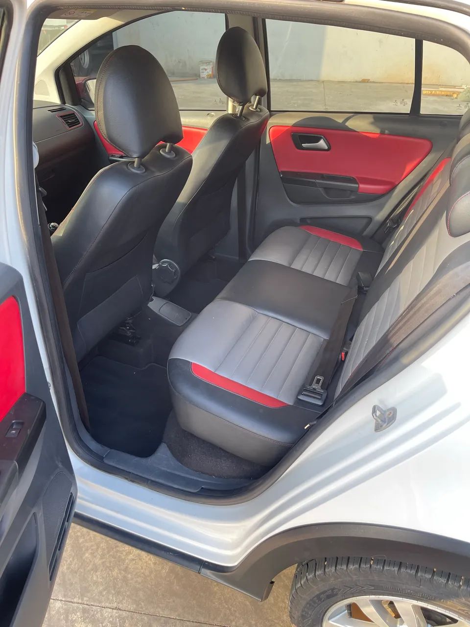 Volkswagen Fox Pepper 1.6 Flex 16V 5P 2017 - Foto 2