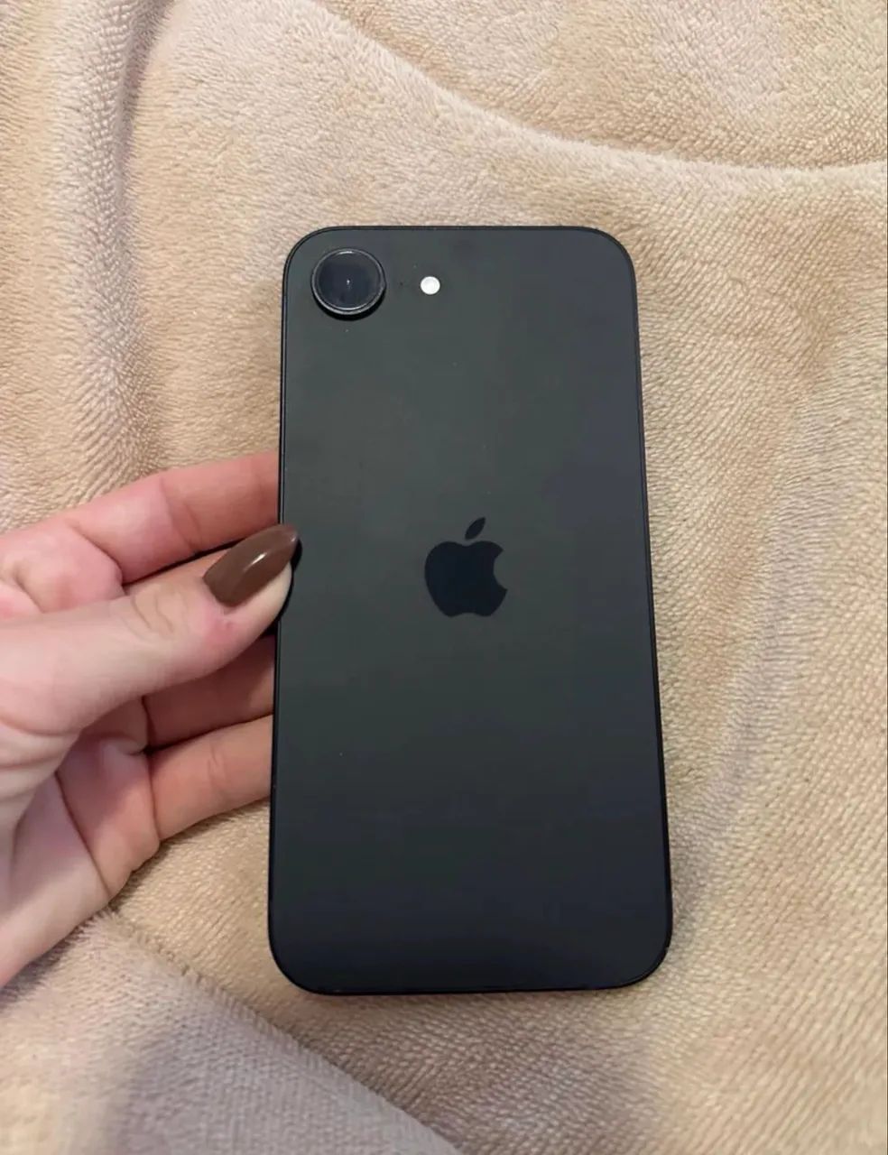 Iphone 16e 256Gb - Foto 2