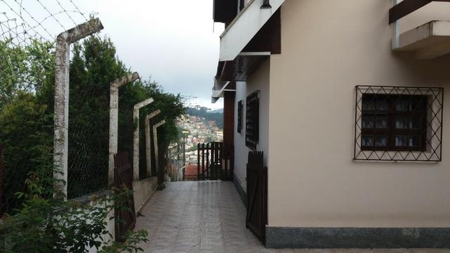 Ótima casa com 3 quartos sendo 1 suíte Vila Lolly - Foto 19