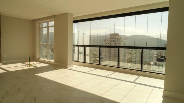 Cobertura Duplex, 5 Suítes, 4 Vagas de Garagem pronta para Morar. Em Itapema /Sc - Foto 5