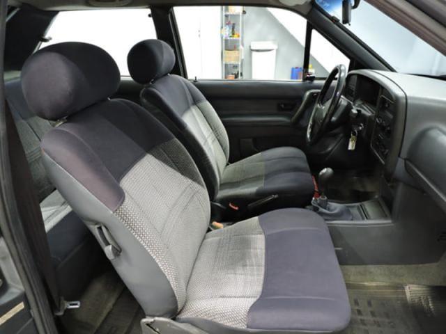 FORD VERSAILLES GL 2.0 i 2P 1994 - Foto 8