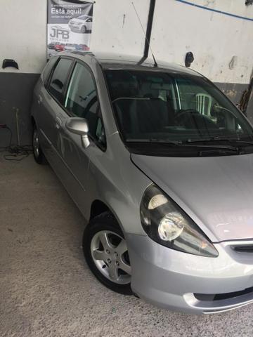 Honda fit LXL 2006