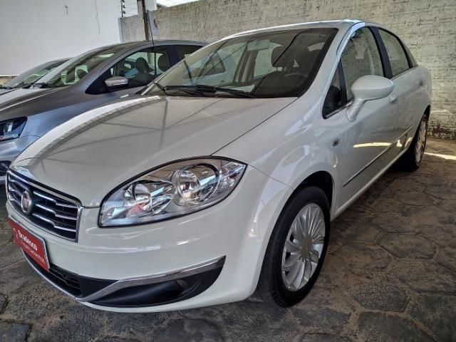 Fiat linea 2016 1.8 essence 16v flex 4p manual