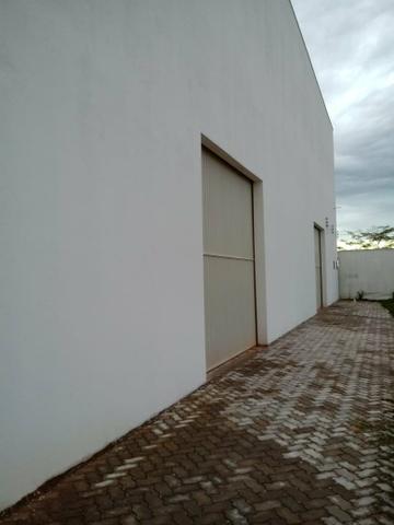 Alugo galpão, próx a Toyota, *