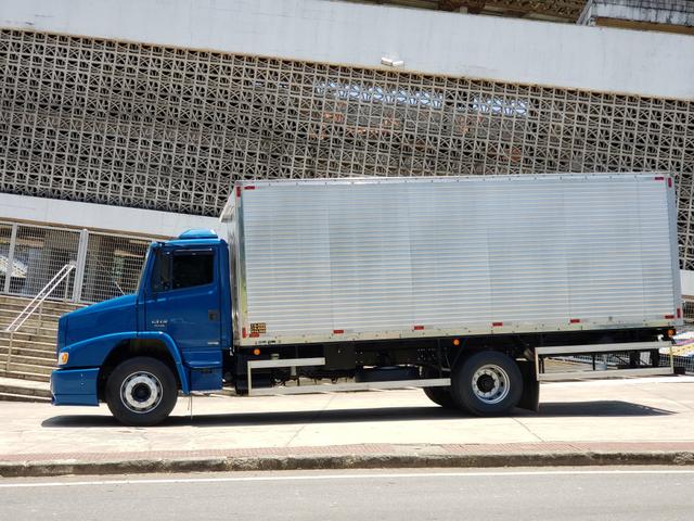MB Mercedes-Benz atron azul bau - Foto 2