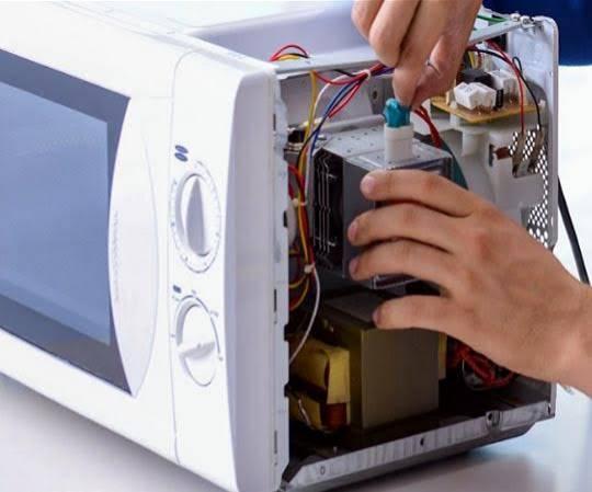 Conserto e Restauração de Micro-ondas
