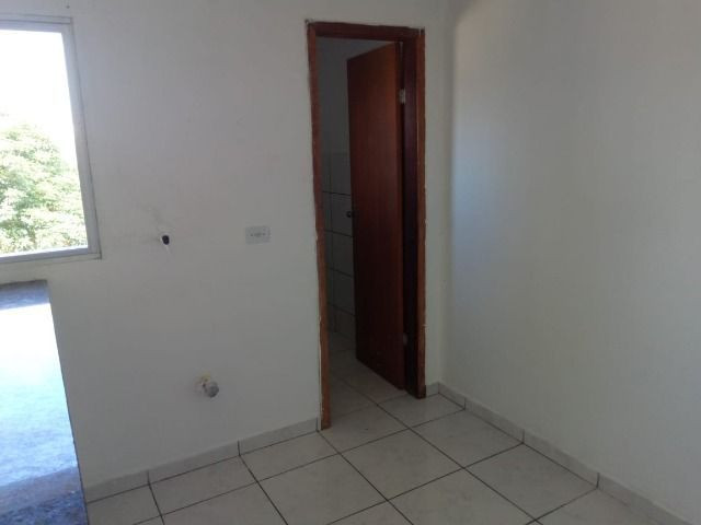 Apto de 01 quarto 380 reais em Curitiba - Rio Bonito - Campo de Santana - Foto 3