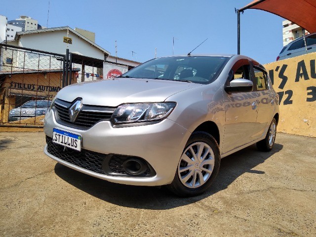 SANDERO 1.0 EXPRESSION FLEX , ANO 2015 , CARRO COMPLETO , MUITO NOVO , COM BAIXO KM !!