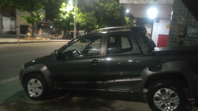 FIAT STRADA CABINE DUPLA