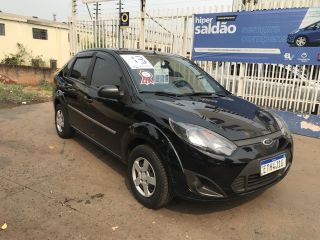 FORD FIESTA SED. PERSONNALITE 1.0 8V 4P