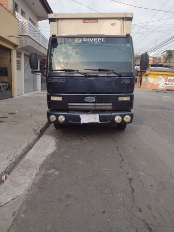 CAMINHÃO