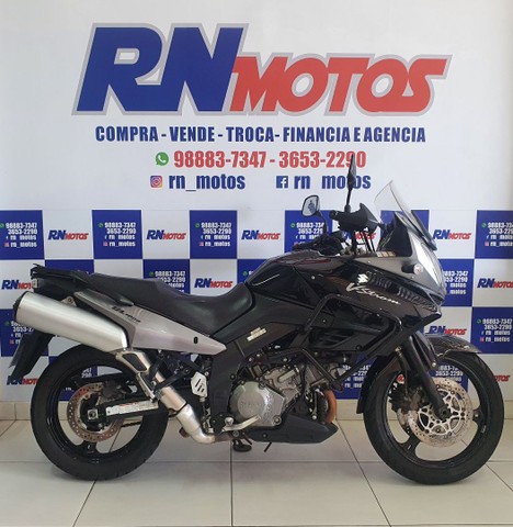 SUZUKI V-STROM DL1000 MUITO NOVA